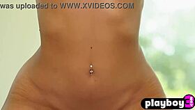 does stunning milf jillisa lynn strip in lingerie?