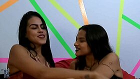 we left the voyeur crazy with our wet feet