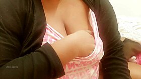 Indian college girl, show me those sexy boobs