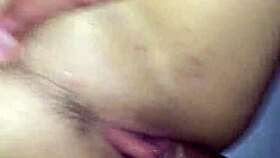 Amateur BBW enjoys fun in bedroom