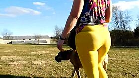 my aunt sammi’s see-through yoga pants drive me wild