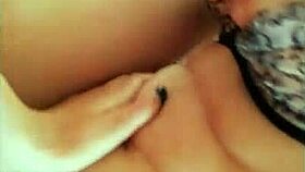 ella quería usar su juguete y terminé montada sobre su vagina