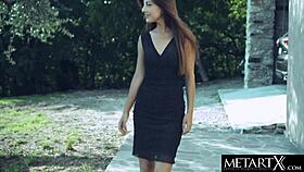 Stunning spanish beauty rubs her clit to intense outdoor orgasm in heels