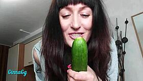 Yoğun Salatalık Fisting Sonrası Kremsi Amımdan Sular Fışkırdı