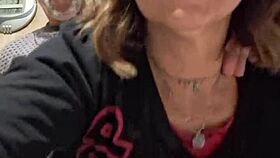 teresa é uma milf gostosa que faz o amante gozar