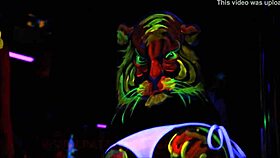 Queen glow at lk metro