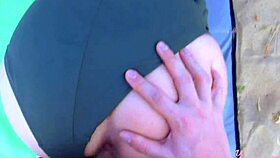 Πρώτη φορά σεξ στην παραλία με χαριτωμένο γερμανικό ζευγάρι που τρελαίνεται