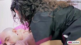 Linda gives erotic massages with fucking and masturbation.