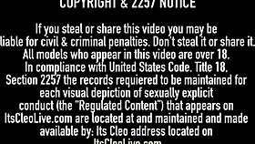 Sunt regina webcam Cleo provoc cu țâțe mari