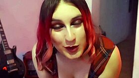 Wanna see this Argentine pendeja jerk off for Valentine’s trio?