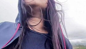 Novinha rabuda pega no flagra na praia