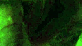 brittny's goin for the money shot, so hot