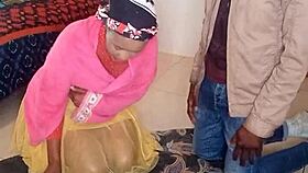 Lilpuddingbowls gets deepthroat and banging with big cock.