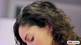 Linda gives erotic massages with fucking and masturbation.