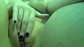 Sexy Nadia bathes with rubber duckies and masturbates her pussy 😘