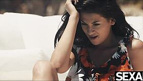 Lesbian Beauties Hot Sex with Wet Orgasms