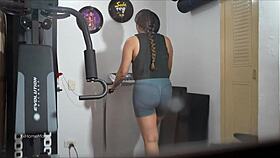 Amazing Things My Young Neighbor Does While Exercising.