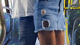 Pelajar Encoxada Dan Fodida Dalam Bas Awam Dengan Tesao