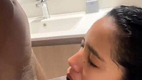 I Give Him a Delicious Blowjob While He Gets Ready to Go to Work -Amateur Couple- Nysdel