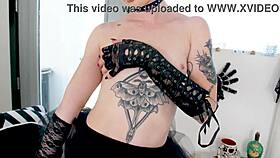 lydia black deepthroats huge cock 😍