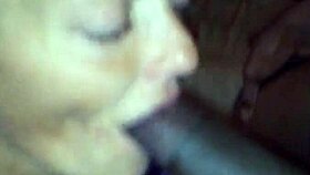 No hands bitch swallows cum 😈