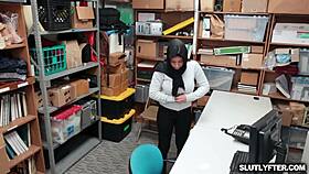 ella knox rides waves like a surfboard in deepthroat fucking