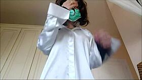 does the doctor worship chantal's ass in this hot gyno exam before anal?