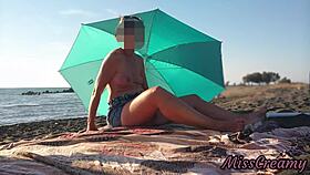 i got wild flashing my pussy on a public beach, squirting hard