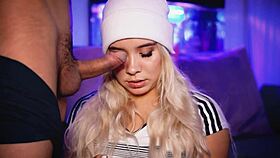 Blonde babe passionately sucks cock on webcam with big ass and tits 😍🍆