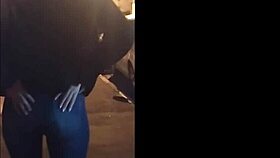 Na Rua Gostosa Bate Uma Em Público Em Live Do Instagram Com Peitos De Fora Buzinaram Ao Ver