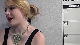 my horny step sister cant say no to big pussy lips sex