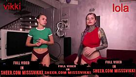 Horny pussies can't wait for toys in bath 😈