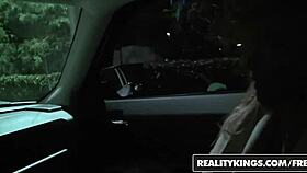 Watch Gina West do Levi Cash for cash 💰