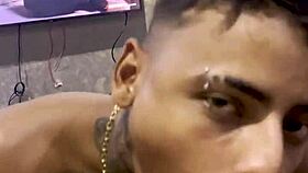 mamando meu amigo dotado em narrativa gay