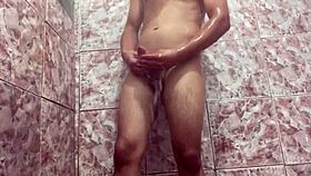 Intense Cumshot Orgasm From Young Guy