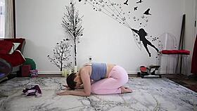 a mature brunette teaches yoga lesson 370