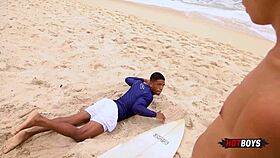 Surfer from Zona Sul gets fucked