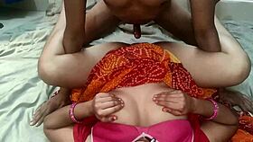 Did the servant fuck the sleeping mistress hard? Queen Sonali moans in xxx.