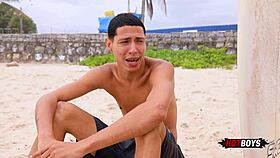 Surfer from Zona Sul gets fucked