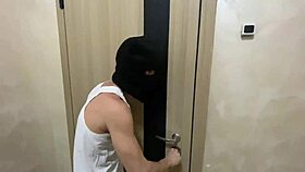 the adventure of a lucky thief 😊