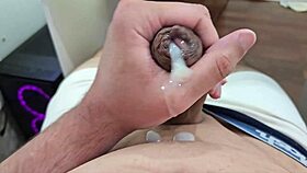 Novinho Dotado Shows Off in Homemade Clip with Brazilian Flair and Cute Amateur Style