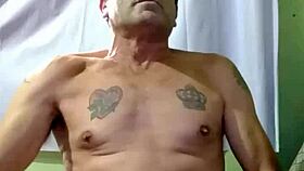 célio borba sensualizing his big cock for you baby 😘