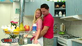 i love this chubby milf housewife getting blowjob and cumshot in hardcore fucking