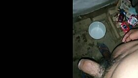 Hot Chica Masturbates Intensely