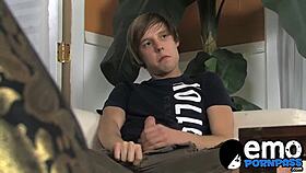 Super Hot Twinks Atlanta and Kaiden Share Hard Cocks