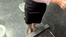 По дяволите! Мащехата ме накара да се измия и да свърша силно!