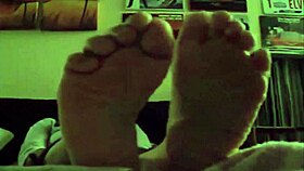 Mature Wife Sexy Feet Fetish-Wife Feet Licking