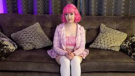 Is Evie Rees a bimbo?