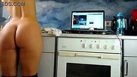 Sexydeas Shows Off Ass In Kitchen