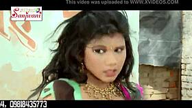 bhojpuri hot song nipple show